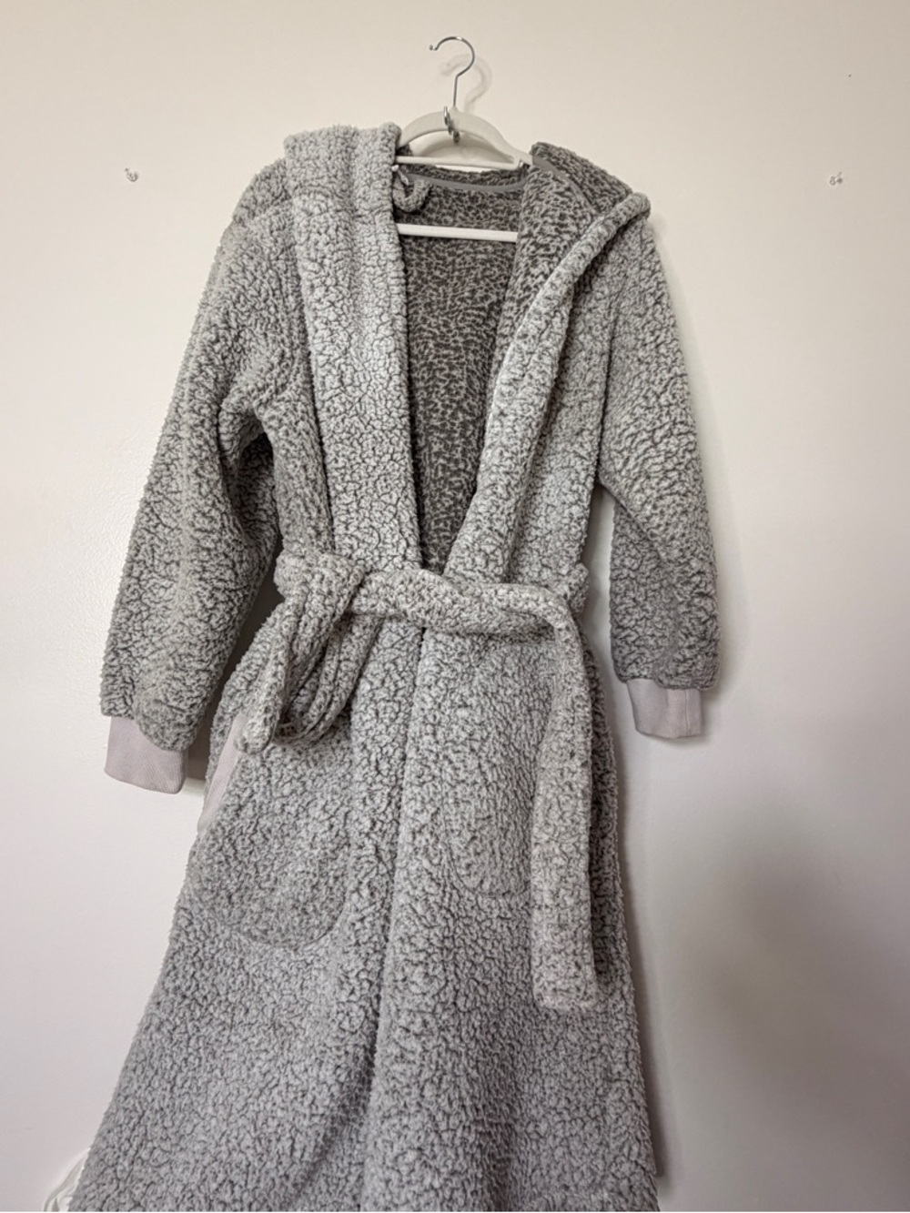 Pottery Barn Light Gray Sherpa Hooded Robe